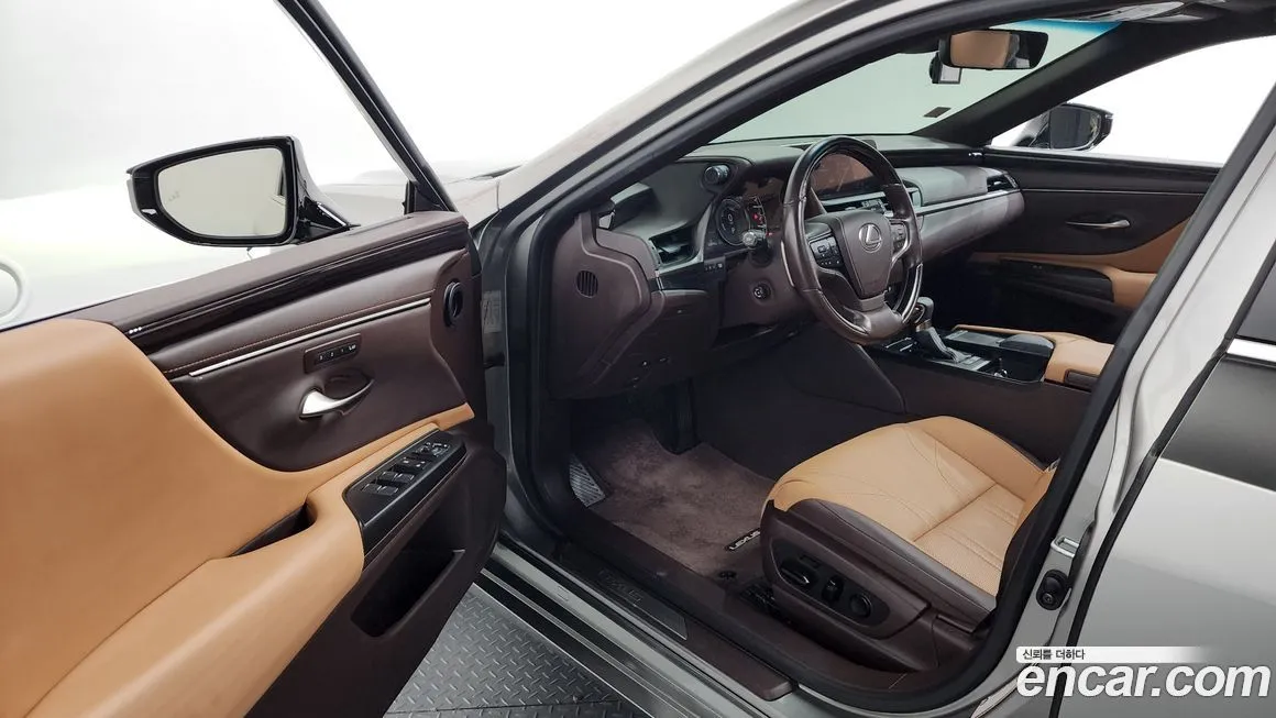 Lexus ES 2021 из KR, фото 7