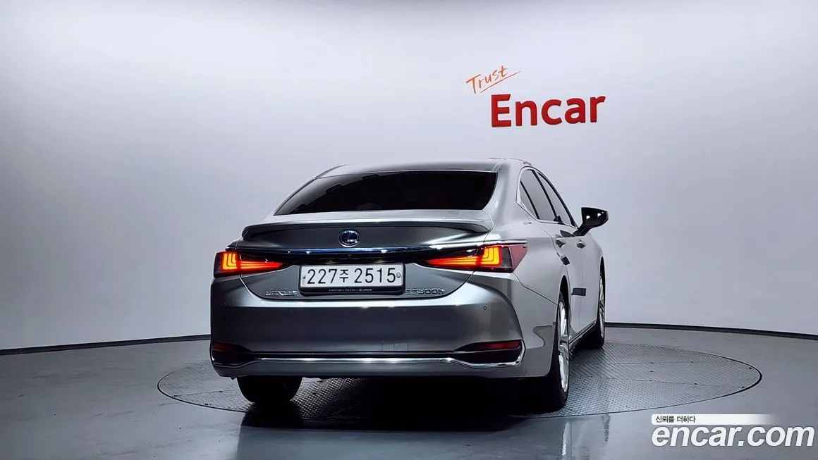 Lexus ES 2021 из KR, фото 4