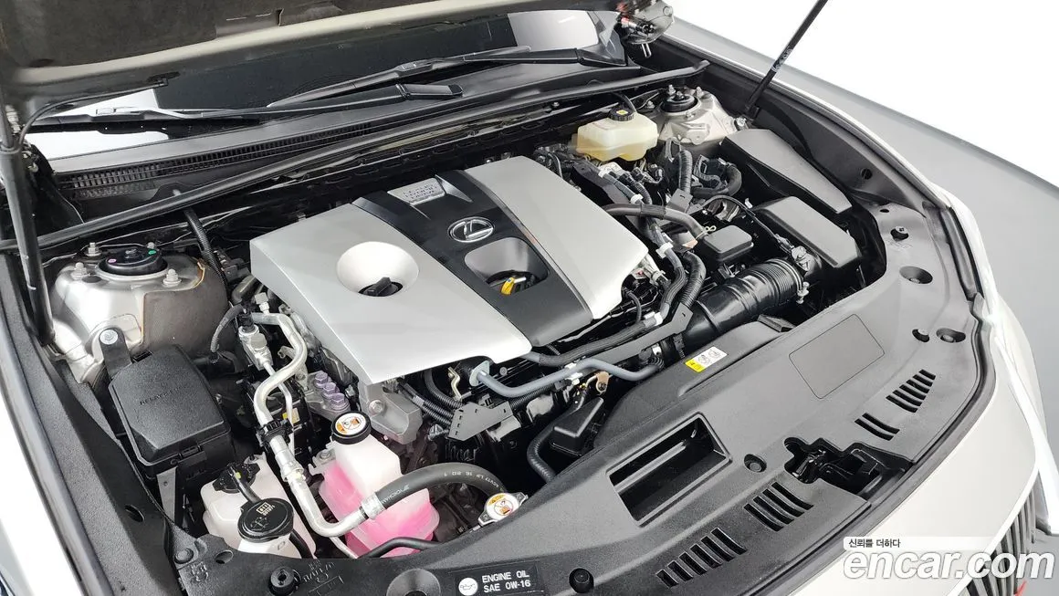 Lexus ES 2021 из KR, фото 9