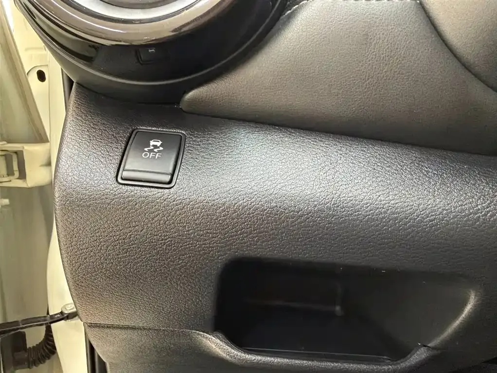 Nissan Kicks 2022 из CN, фото 10
