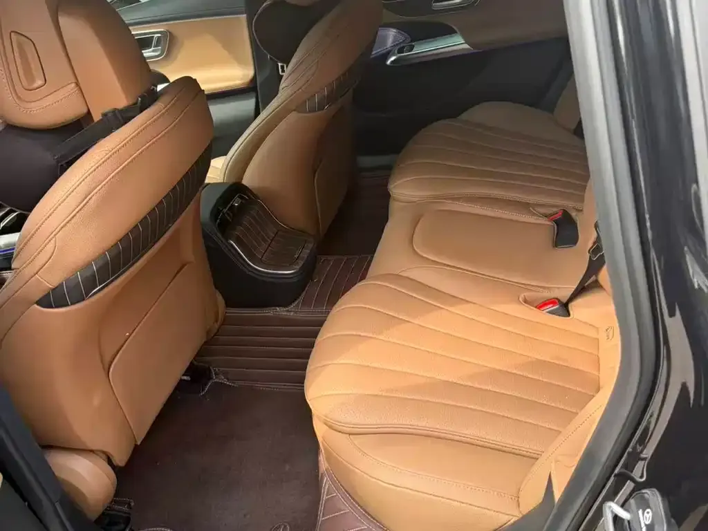 Mercedes-Benz E-Class 2025 из CN, фото 2