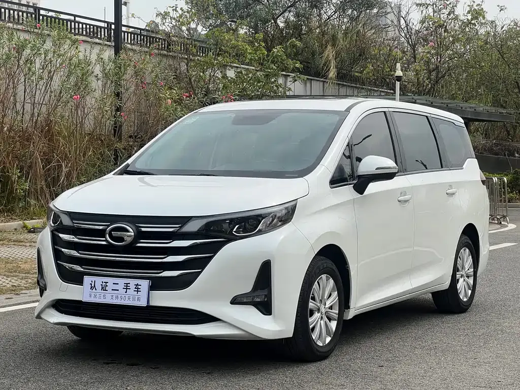 GAC Motor Trumpchi M6 — фото 1