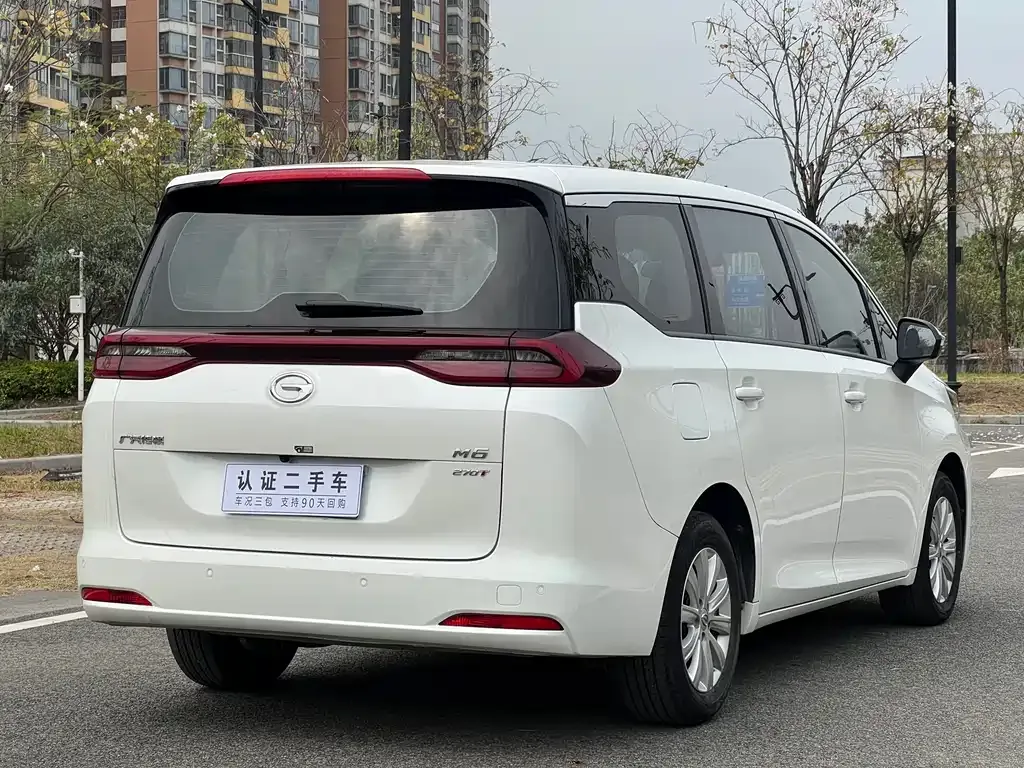GAC Motor Trumpchi M6 — фото 9