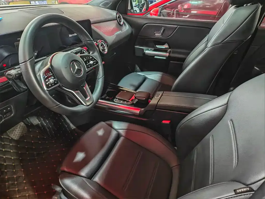 Mercedes-Benz GLA 2023 из CN, фото 8