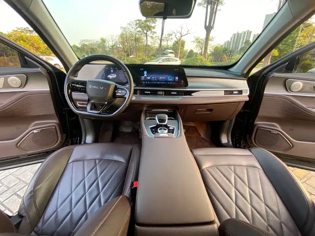 Chery Tiggo 8 PRO — фото 10
