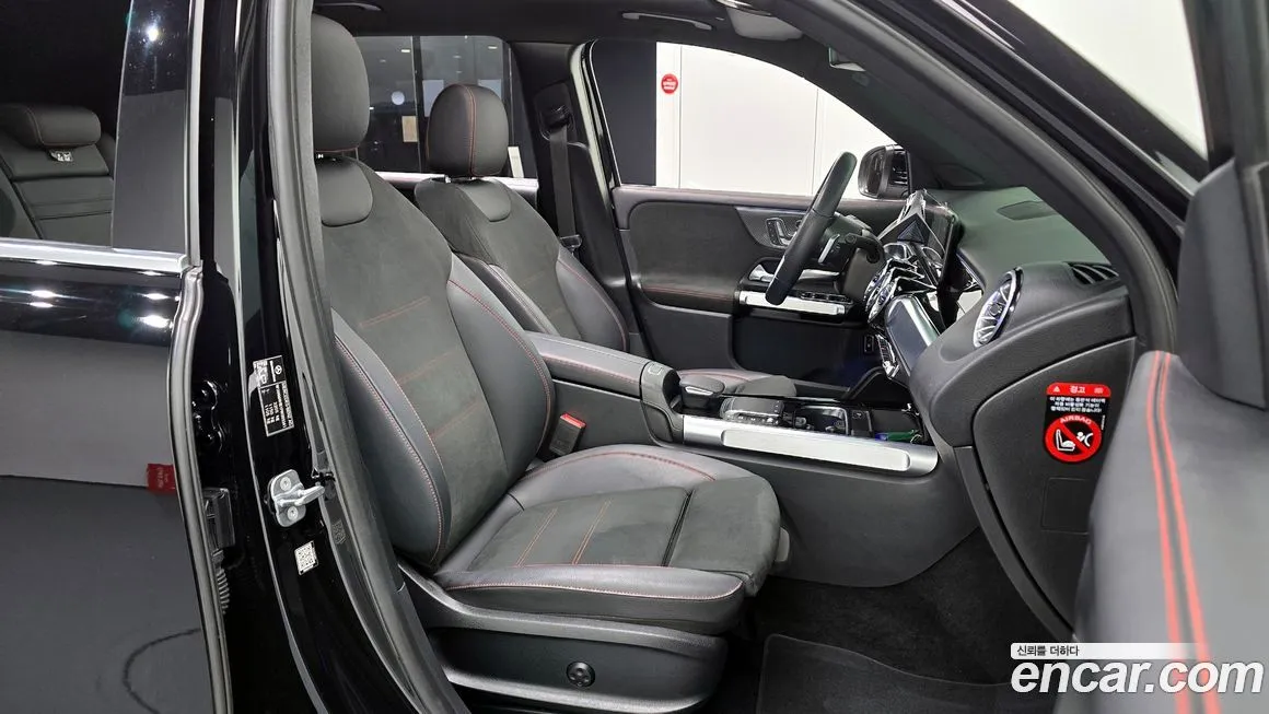 Mercedes-Benz GLB-Class 2023 из KR, фото 2