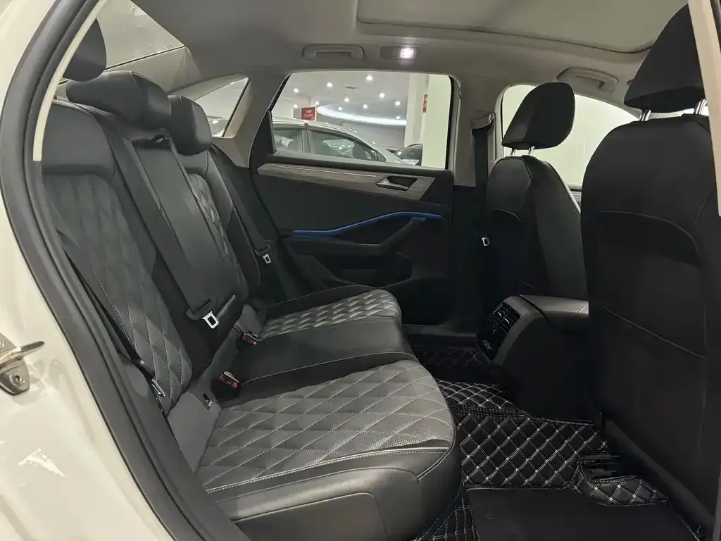 Volkswagen Sagitar 2022 из CN, фото 3