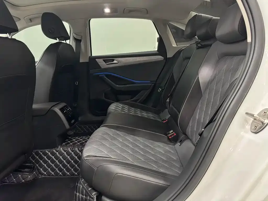 Volkswagen Sagitar 2022 из CN, фото 10