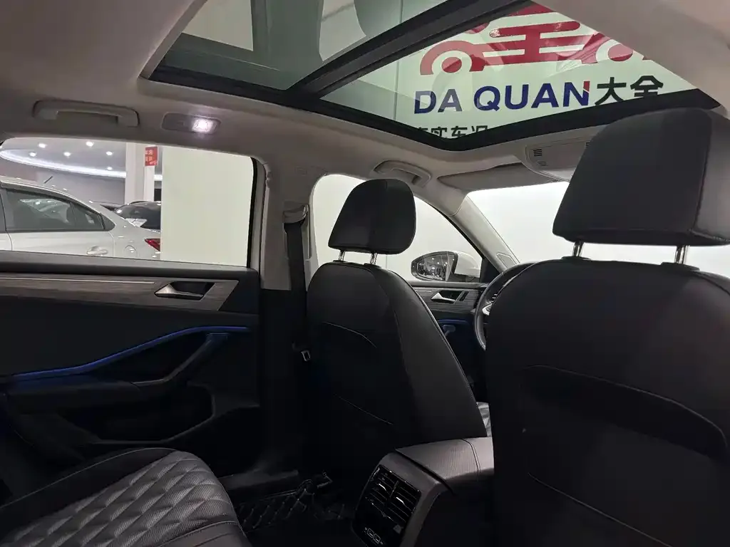 Volkswagen Sagitar 2022 из CN, фото 5