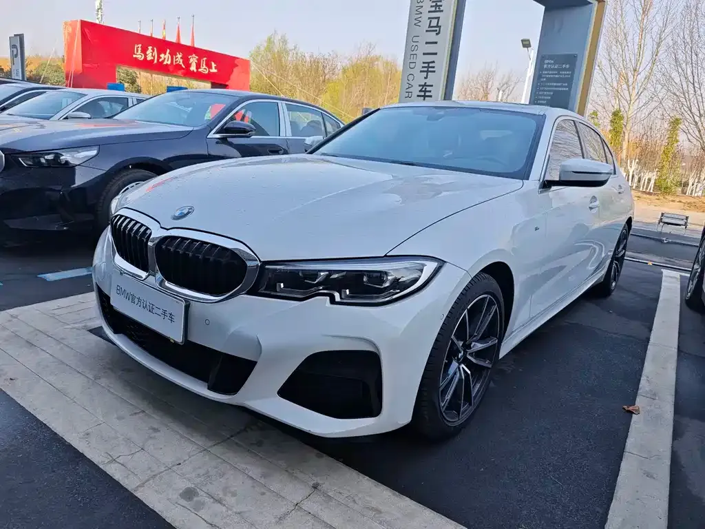 BMW 3 Series — фото 1