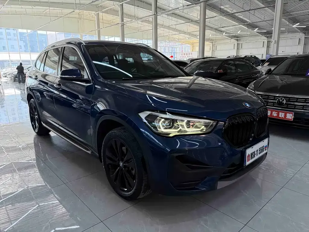 BMW X1 — фото 2