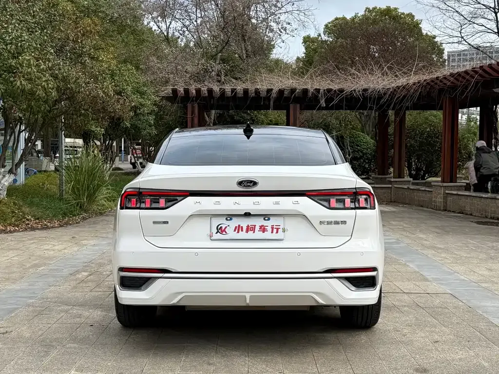 Ford Mondeo 2023 из CN, фото 6
