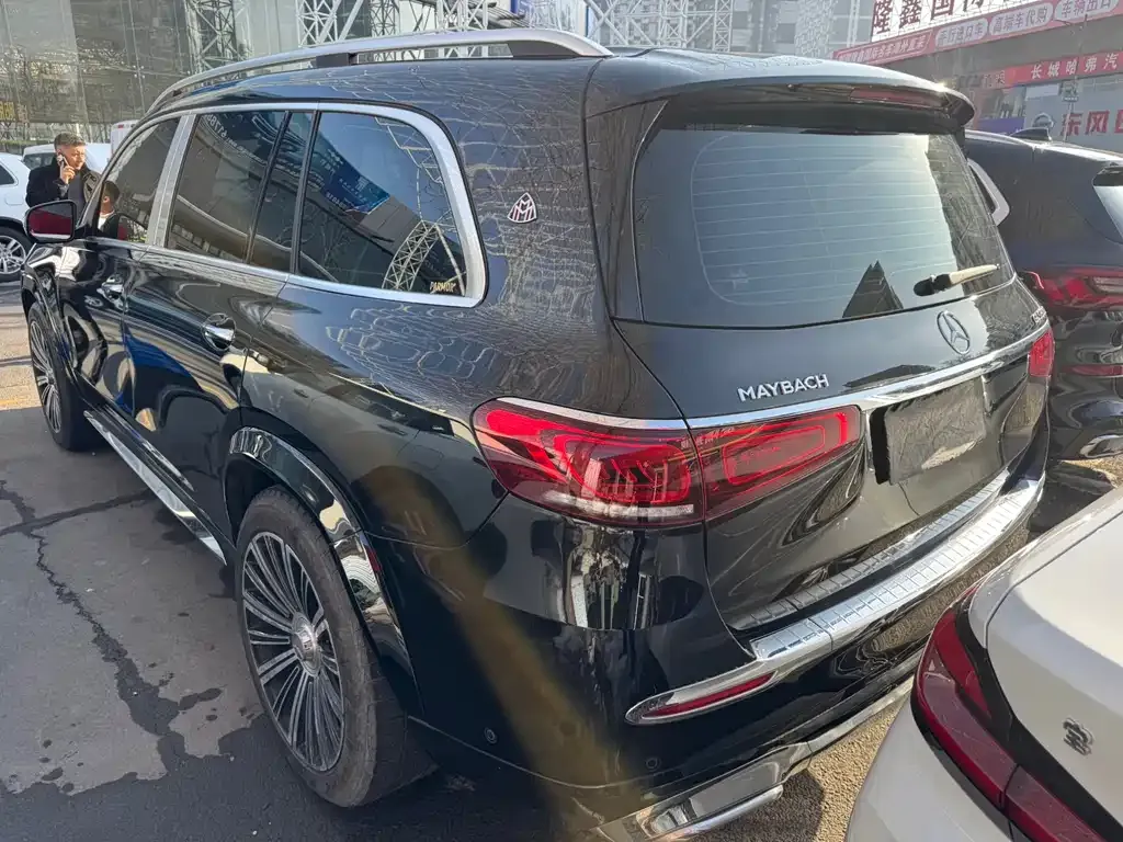 Mercedes-Benz GLS — фото 9