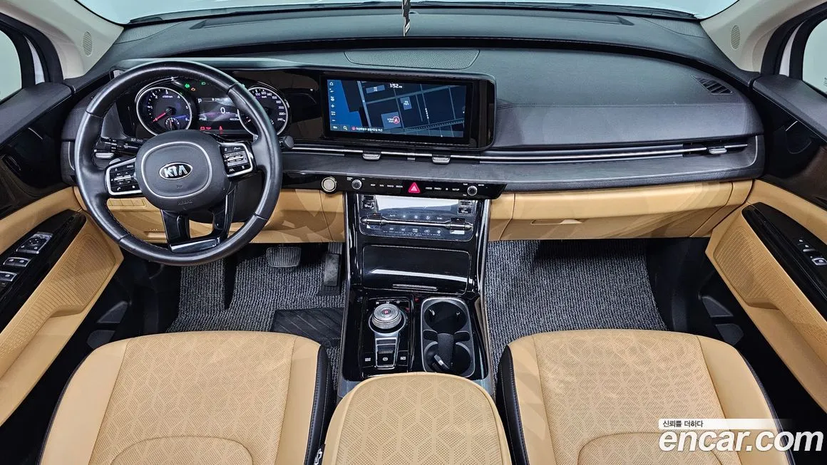 Kia Carnival — фото 10