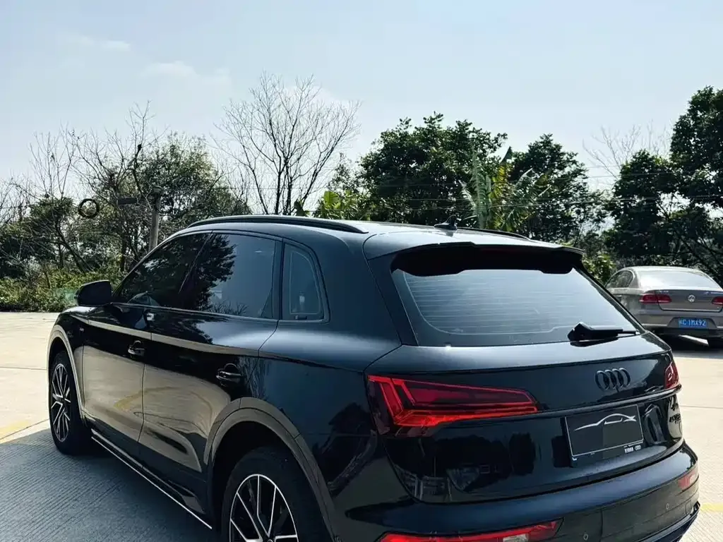 Audi Q5L 2024 из CN, фото 5