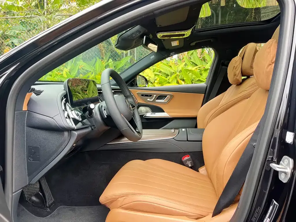 Mercedes-Benz E-Class 2025 из CN, фото 4