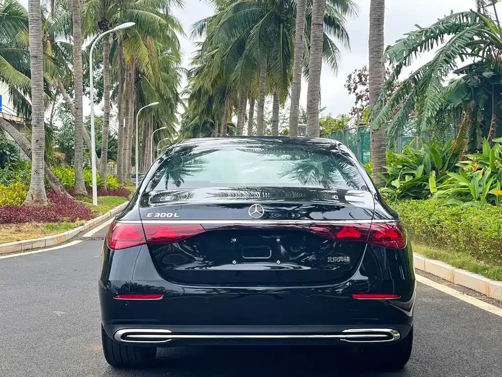 Mercedes-Benz E-Class 2025 из CN, фото 3