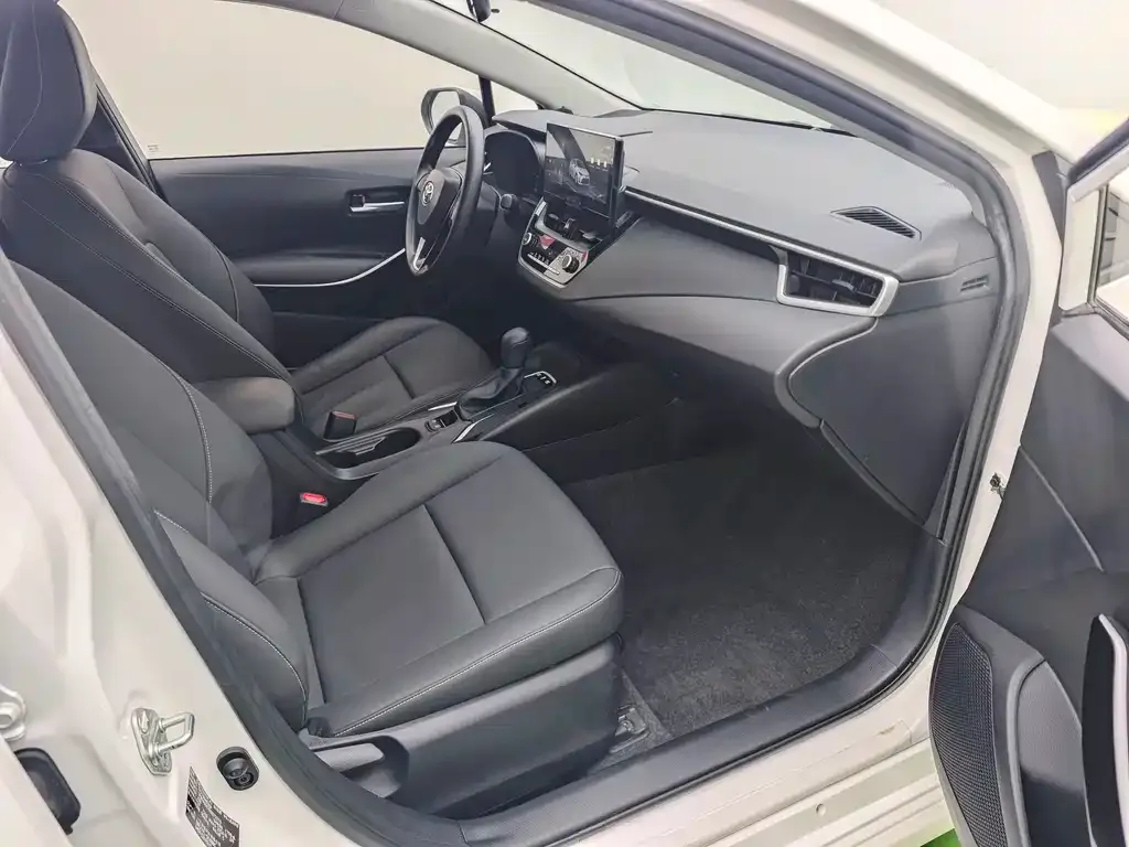 Toyota Corolla 2024 из CN, фото 10