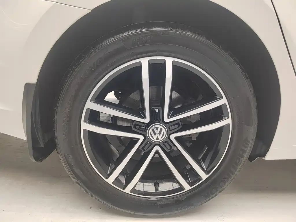 Volkswagen Lamando 2021 из CN, фото 8