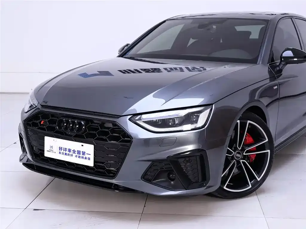 Audi A4L 2023 из CN, фото 9