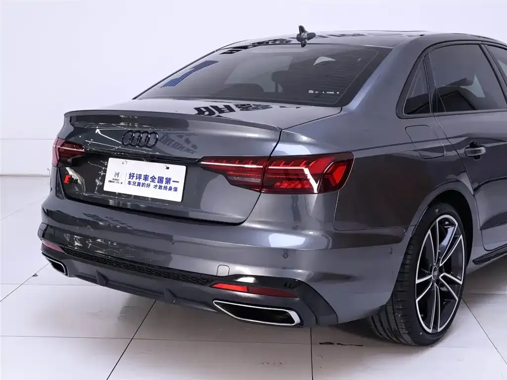 Audi A4L 2023 из CN, фото 10