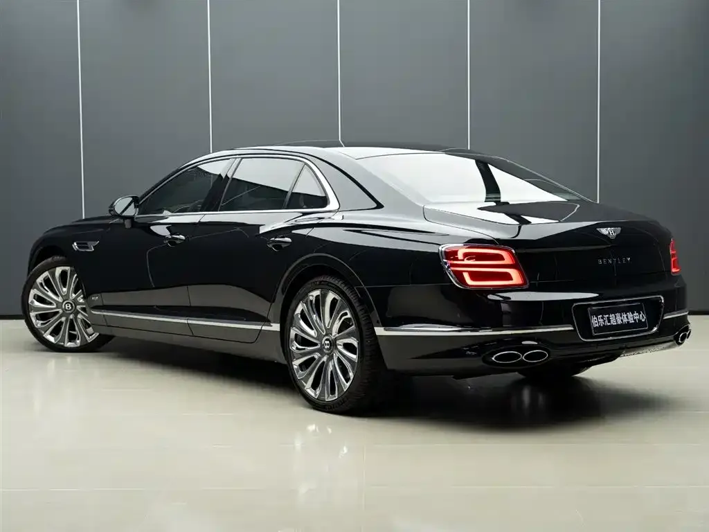 Bentley Flying Spur 2021 из CN, фото 6