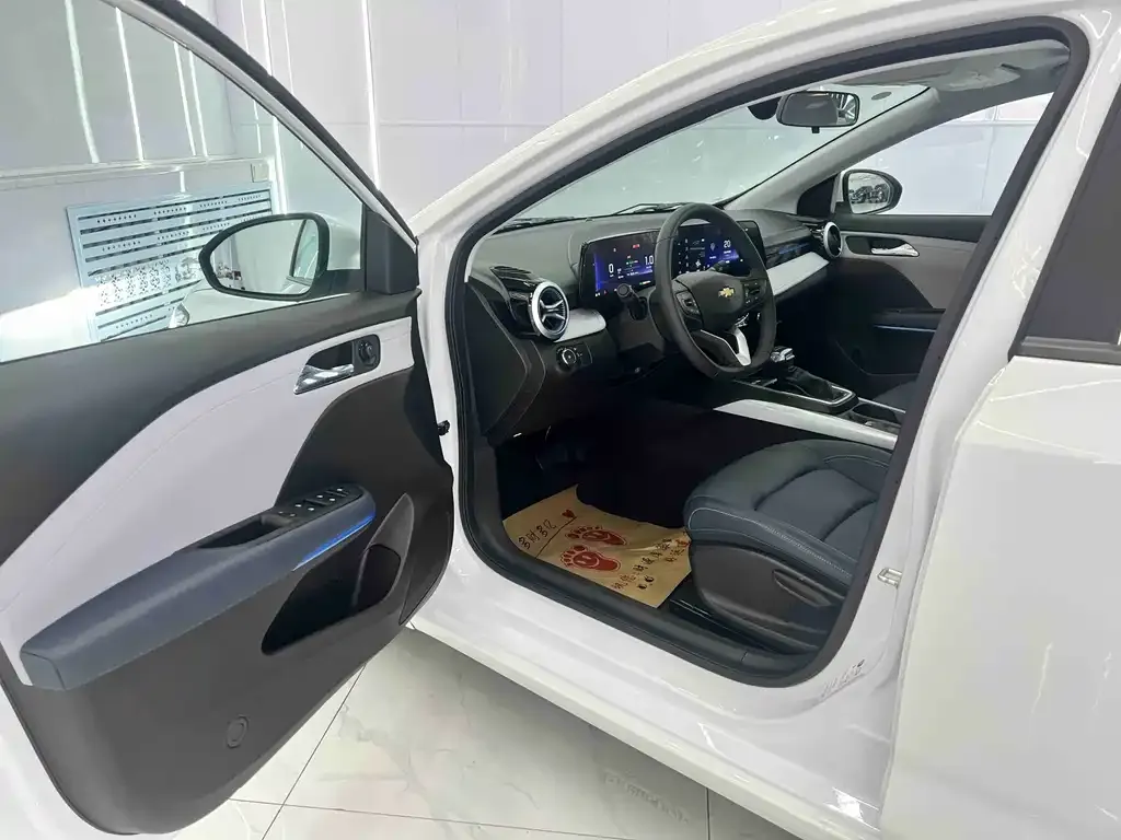 Chevrolet Monza 2023 из CN, фото 9