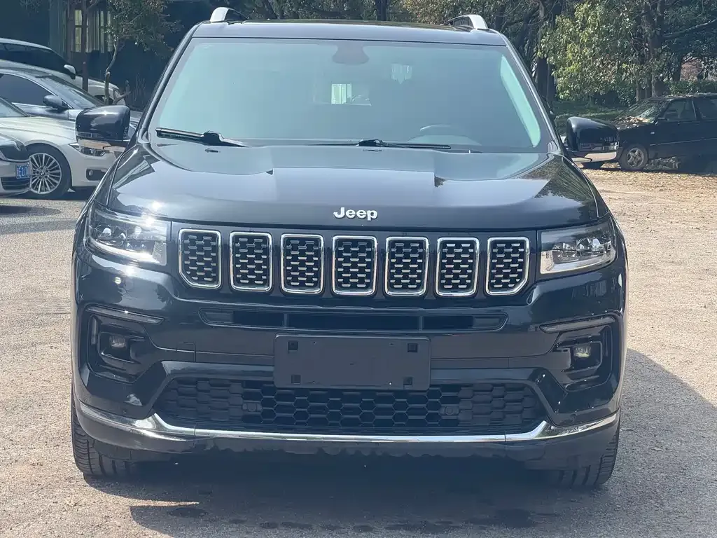 Jeep Grand Commander 2022 из CN, фото 4