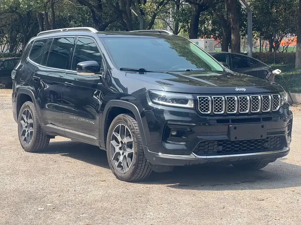Jeep Grand Commander 2022 из CN, фото 10