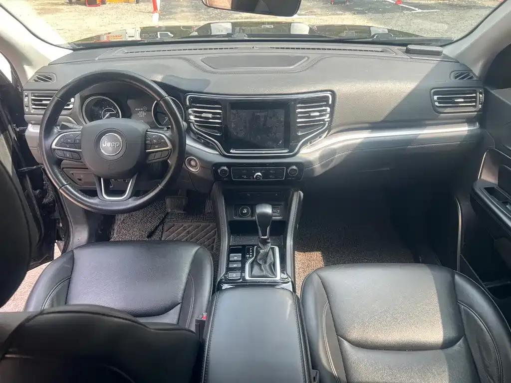 Jeep Grand Commander 2022 из CN, фото 7