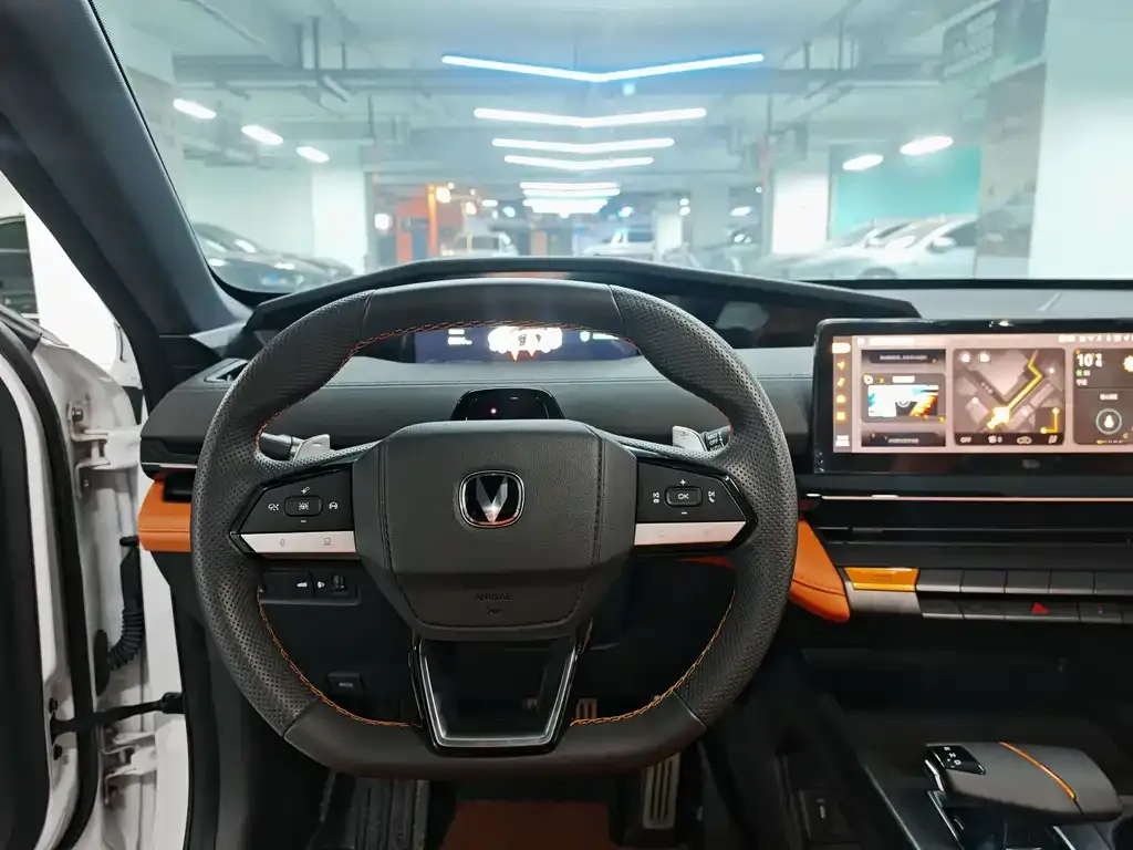 Changan UNI-V 2024 из CN, фото 3