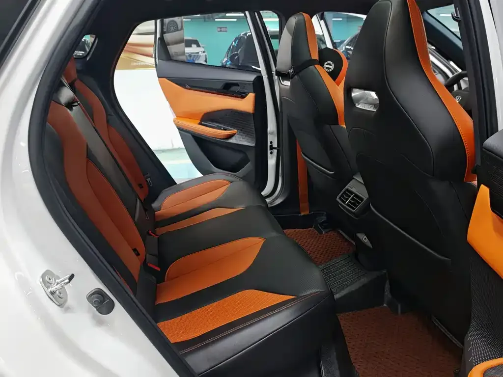 Changan UNI-V 2024 из CN, фото 2