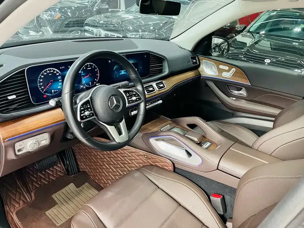 Mercedes-Benz GLE — фото 7