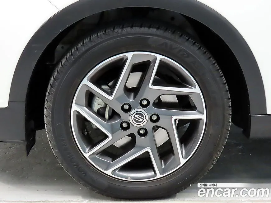KG Mobility (Ssangyong) TIBOLI 2022 из KR, фото 6