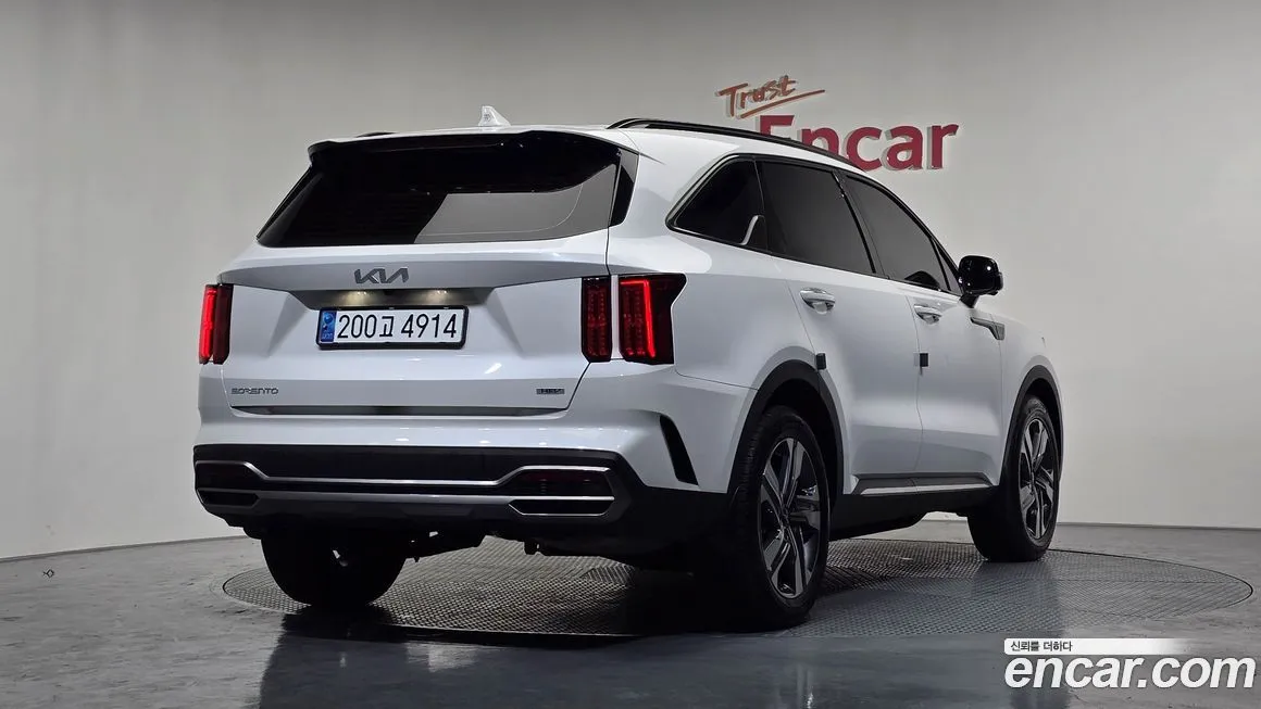 Kia Sorento 2023 из KR, фото 2