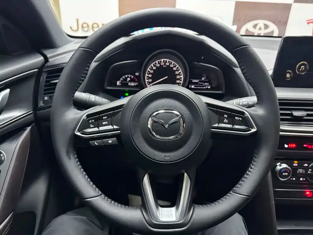 Mazda CX-4 2023 из CN, фото 6