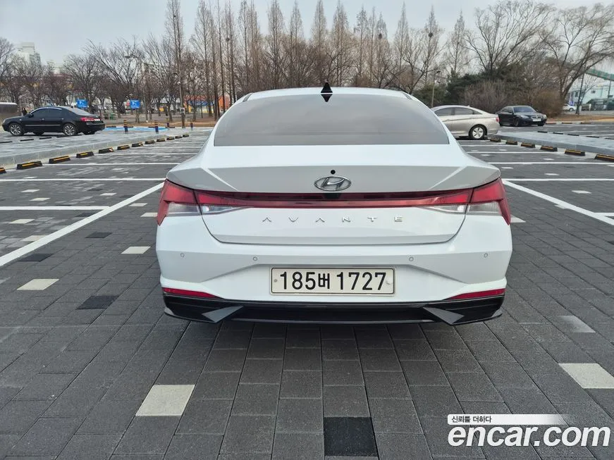 Hyundai AVANTE — фото 10