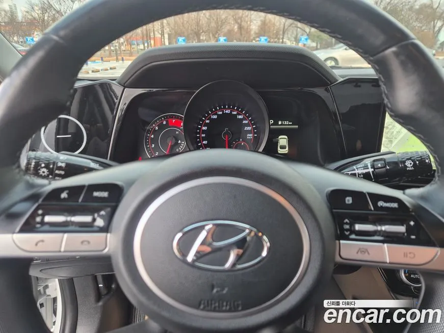 Hyundai AVANTE — фото 3