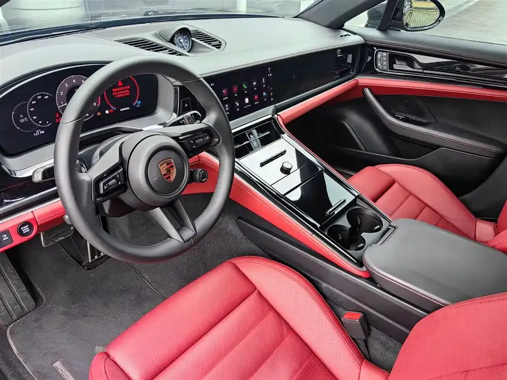 Porsche Panamera 2025 из CN, фото 7