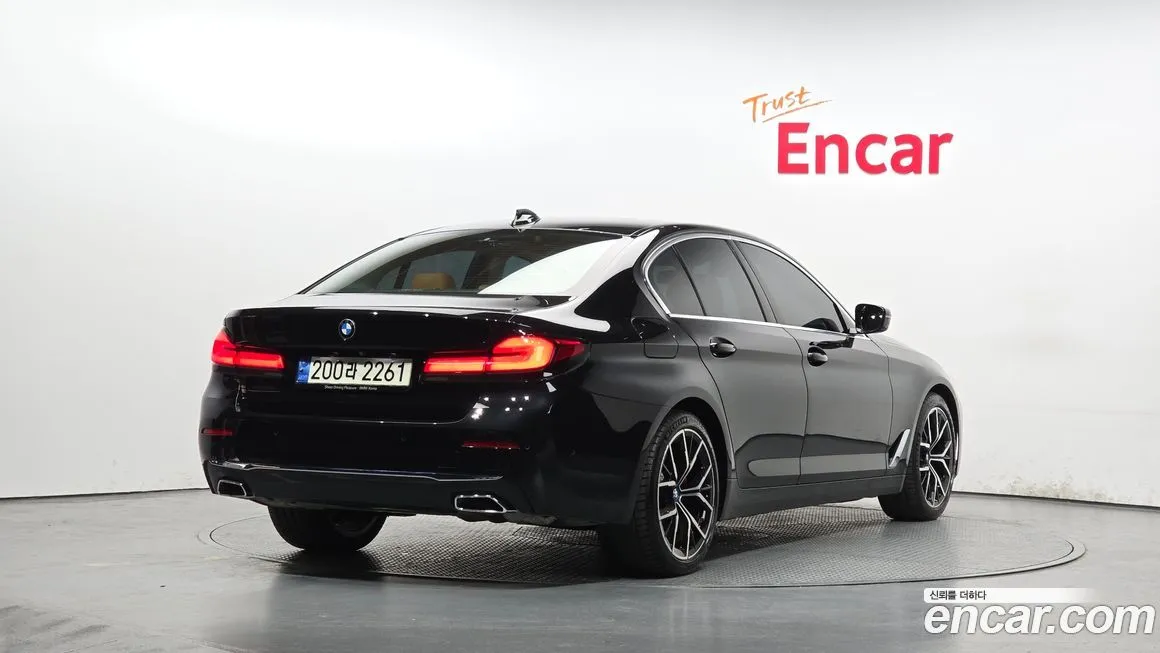 BMW 5-Series 2021 из KR, фото 10