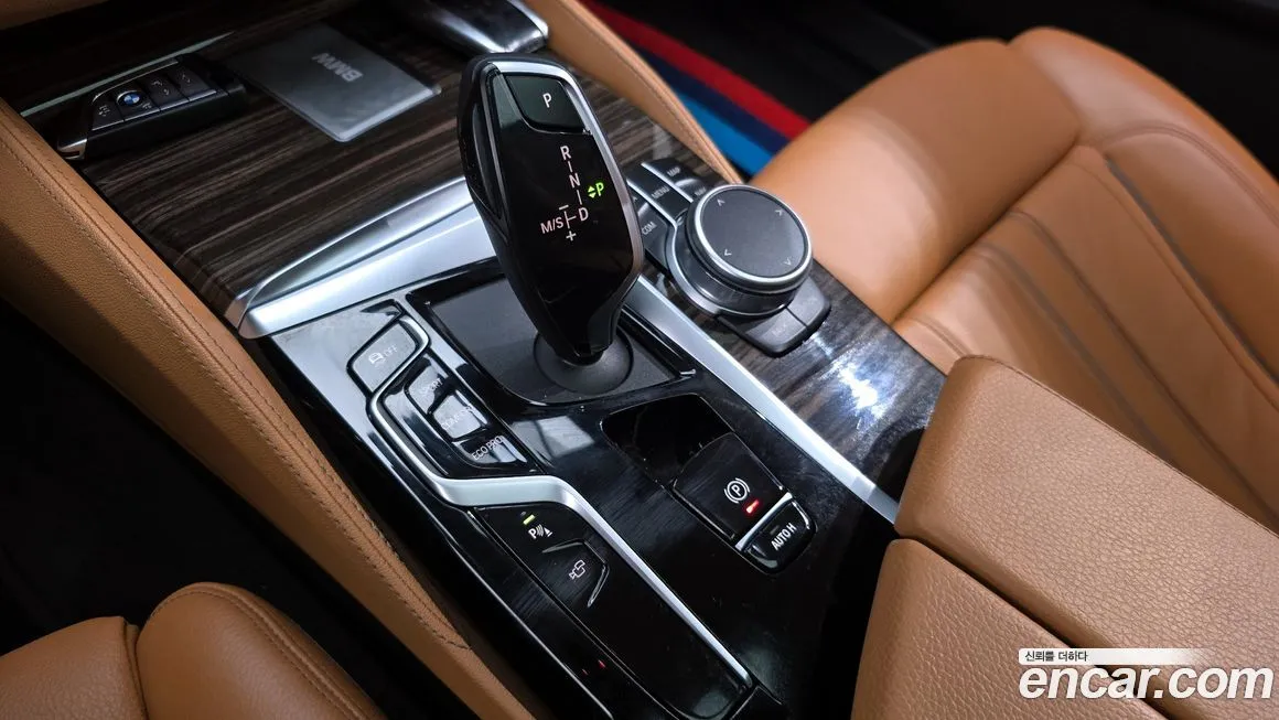 BMW 5-Series 2021 из KR, фото 2