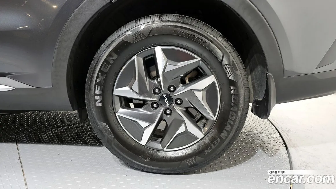 Kia Sorento — фото 6