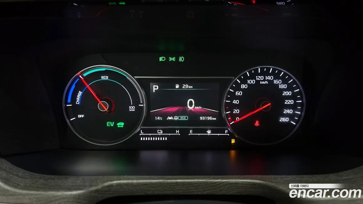 Kia Sorento — фото 4