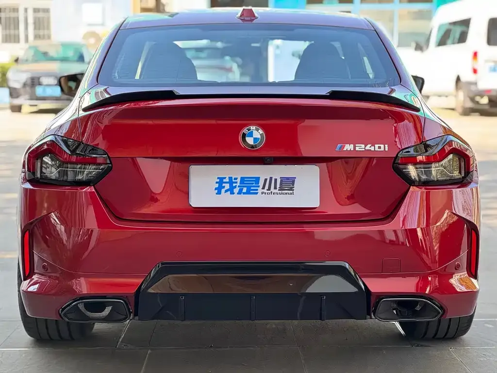 BMW M240i — фото 8