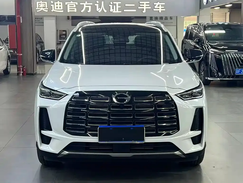 GAC Motor Trumpchi GS4 — фото 1
