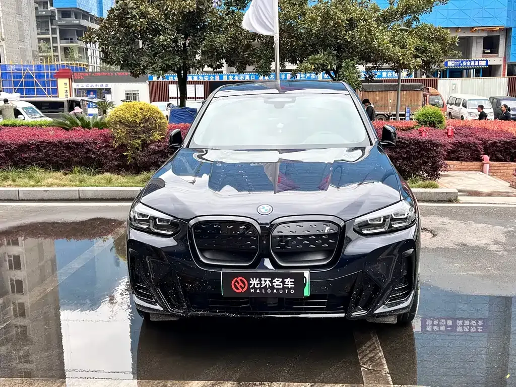 BMW iX3 2025 из CN, фото 8