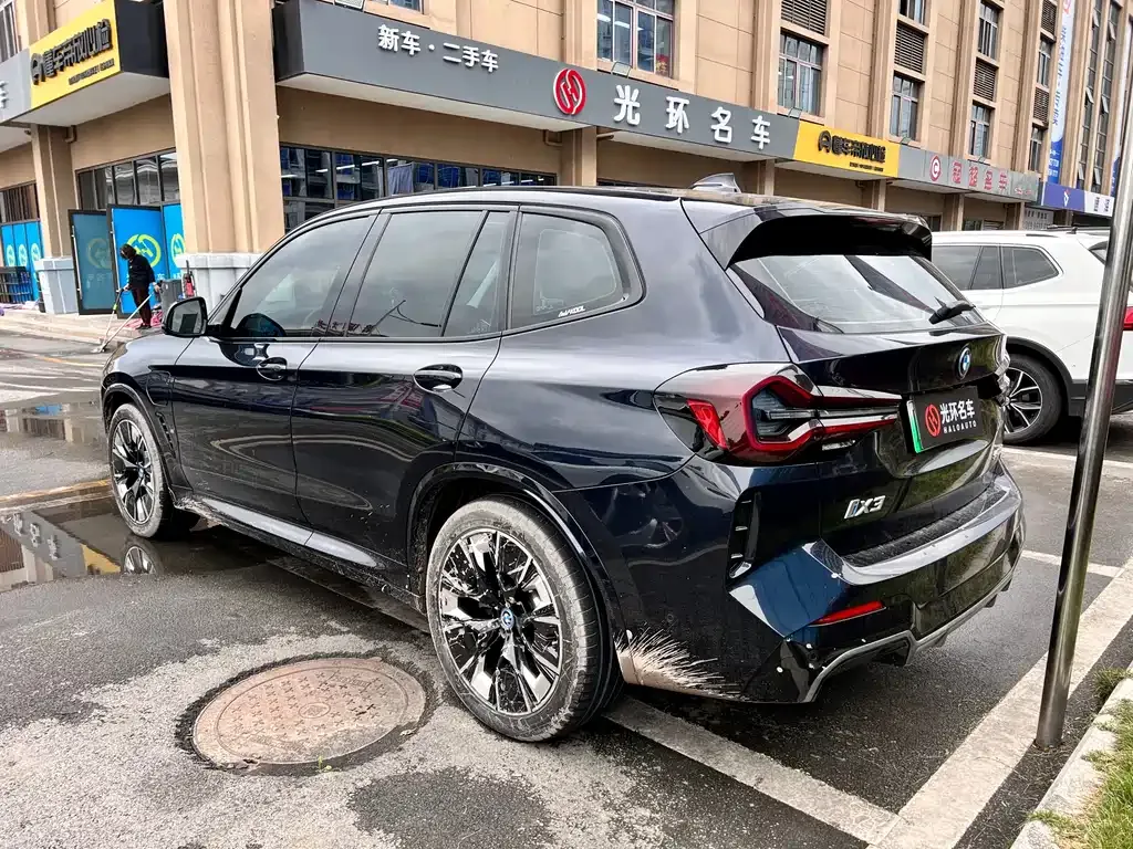 BMW iX3 2025 из CN, фото 9