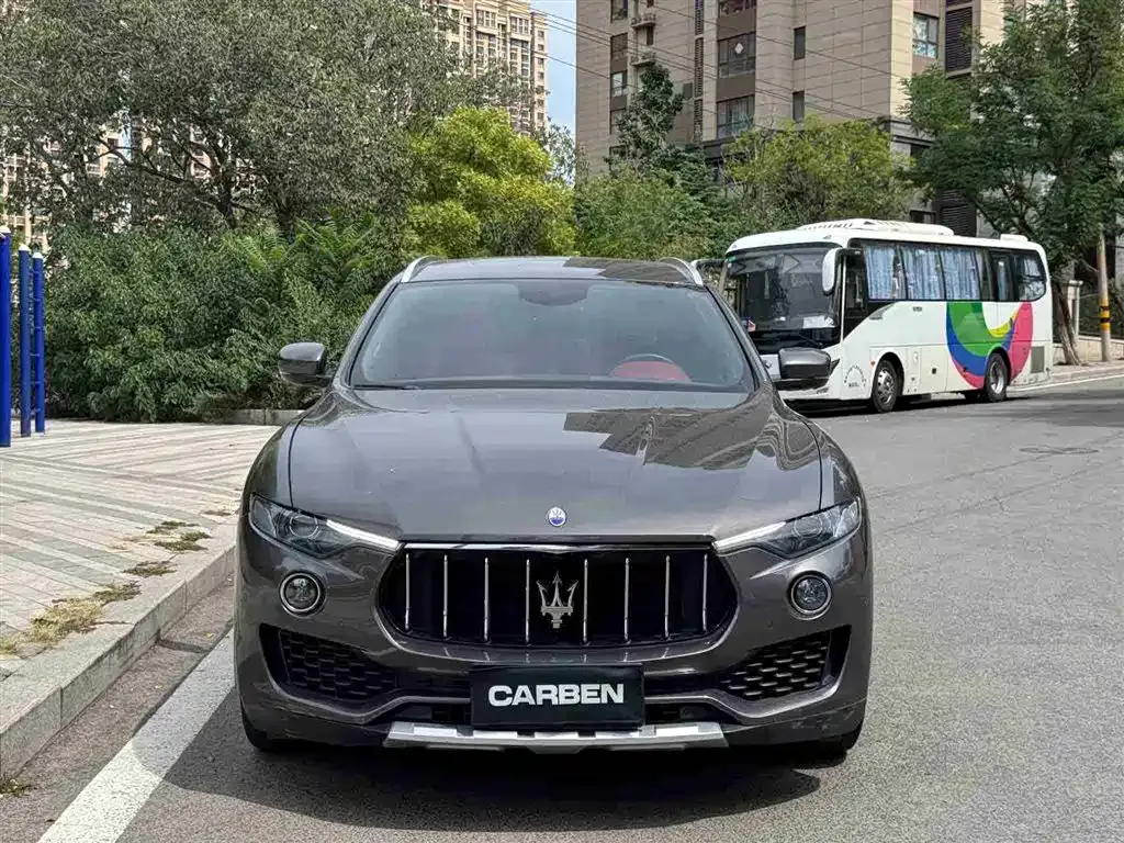 Maserati Levante — фото 6