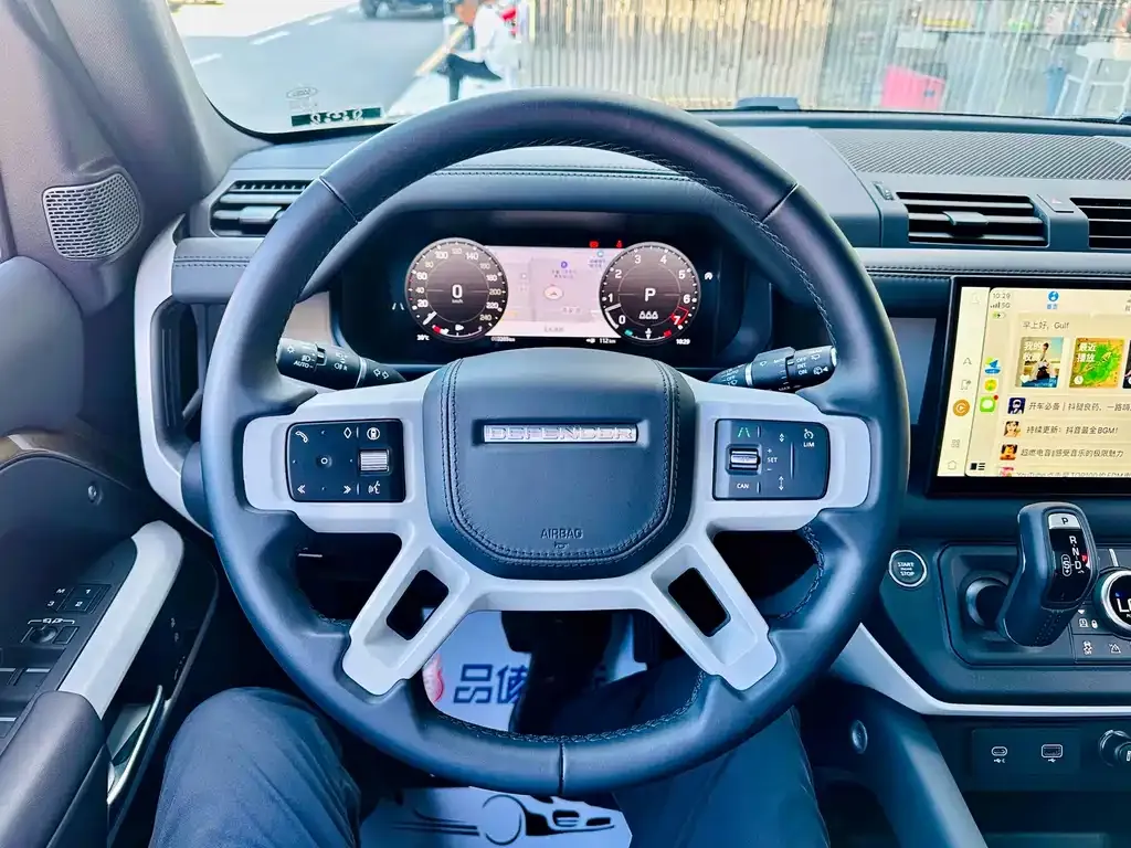 Land Rover Defender — фото 4