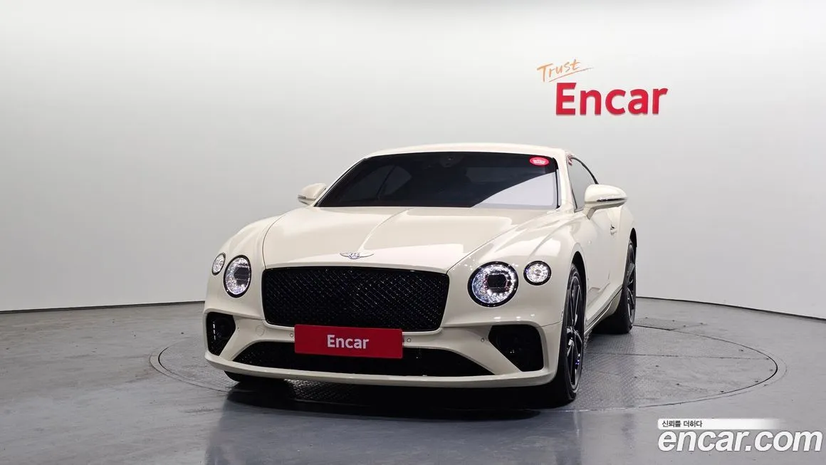 Bentley Continental 2023 из KR, фото 7